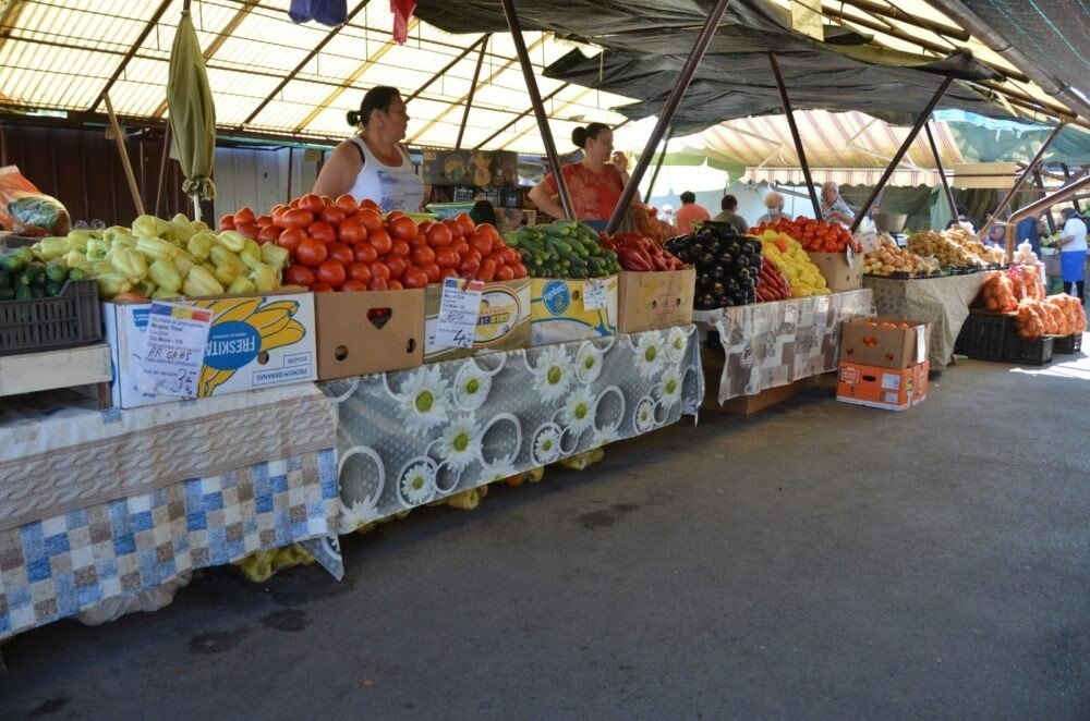 SIBIU Piaţă de comercianţi sau de producători? Sibiu Independent