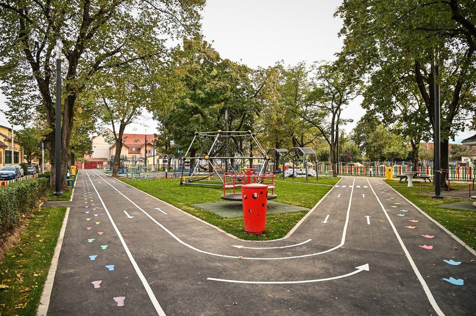 FOTO Parcul din Piața Cluj, transformat întrun spațiu public