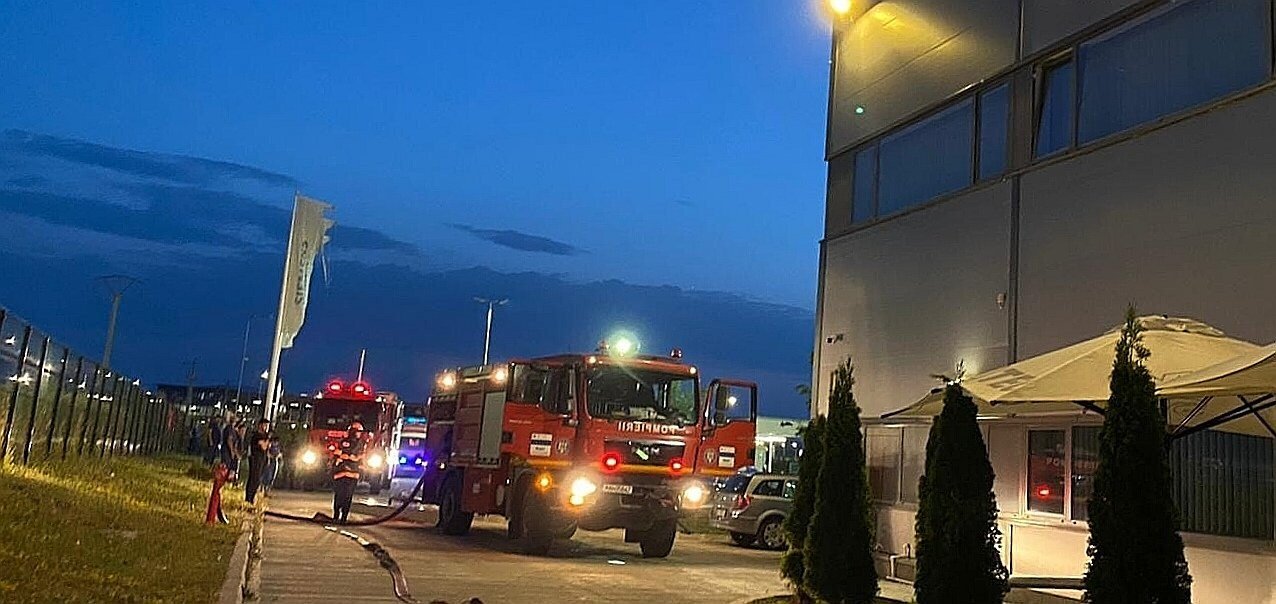 FOTO Alertă la fabrica Siemens din Sibiu. Aproximativ 80 de angajați s