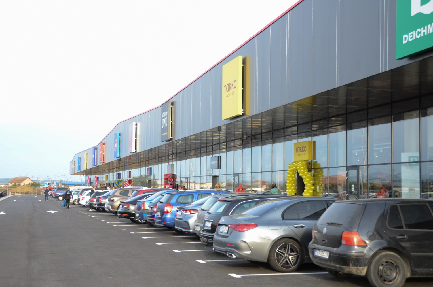 S a deschis noul centru comercial al Sibiului Prima Shops